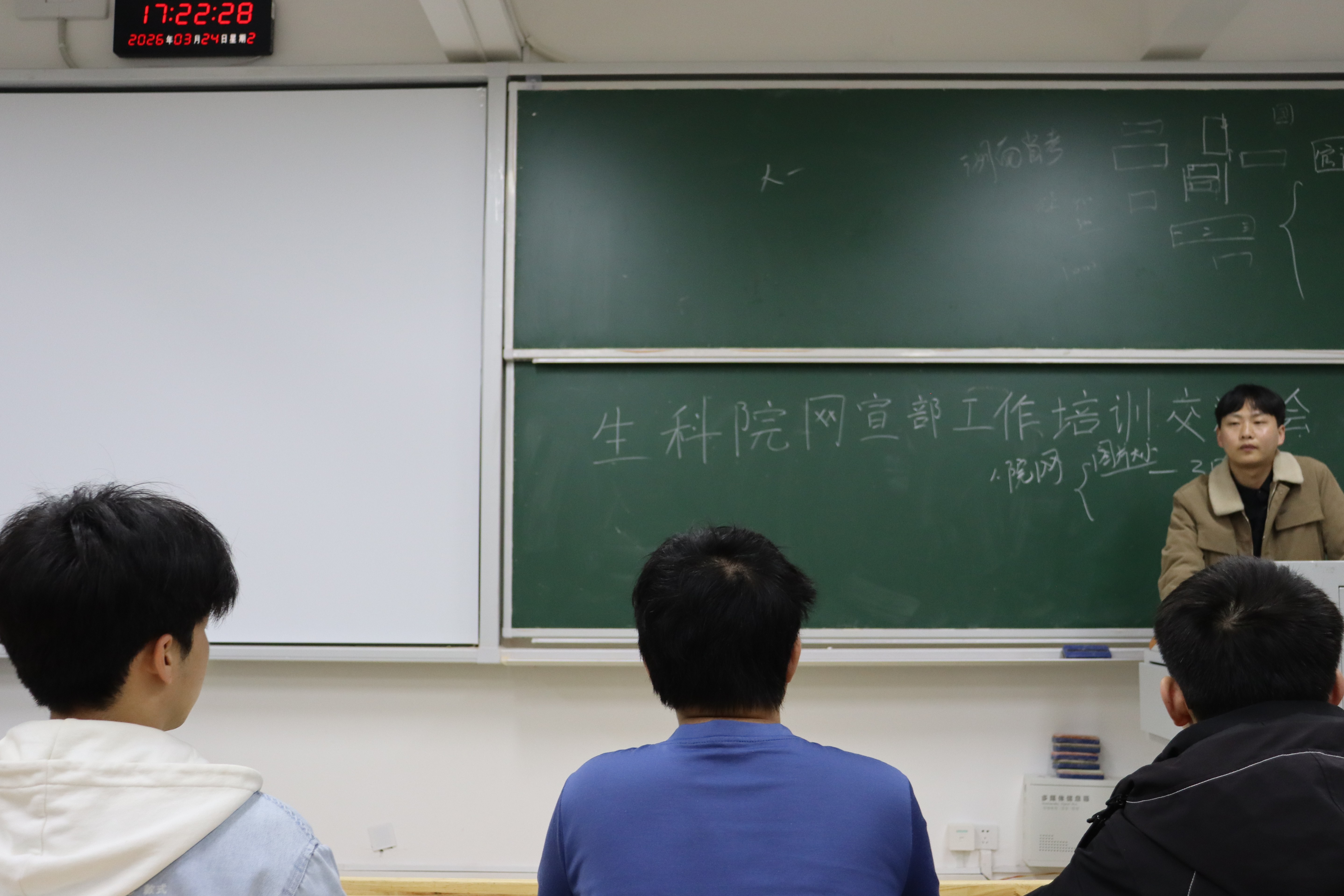 1ca1e6777e124ee297b2fcf011a5a4fb.jpg 1ca1e6777e124ee297b2fcf011a5a4fb.jpg