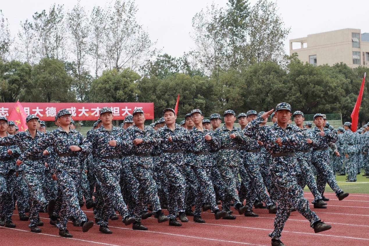 c98a3e9e19604343ad541cd28056ac6b.jpg